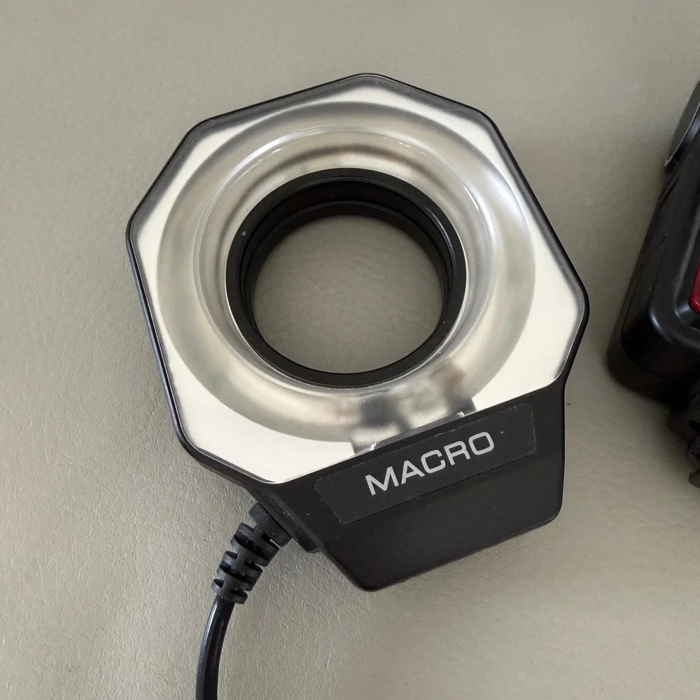 Bower SFD14C TTL Dedicated Macro Digital‎ Ring Flash for Canon DSLR Cameras